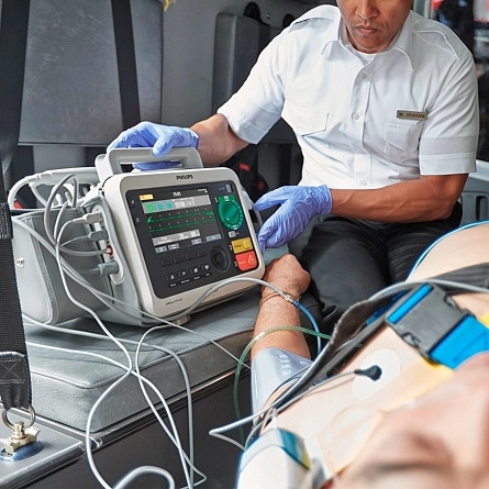 Дефибриллятор Philips DFM 100 от Philips фотография