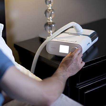 Авто СИПАП DreamStation смотреть фото на сайте trimm.ru Авто СИПАП DreamStation от Philips Respironics фотография